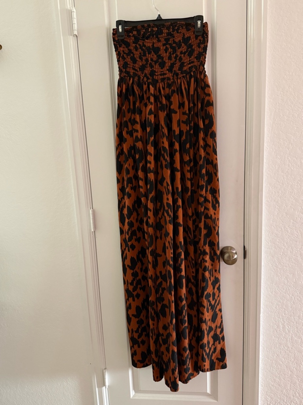 Fashion Nova Smocked Waist Leopard Print Flared Pants Brown & Black Size M